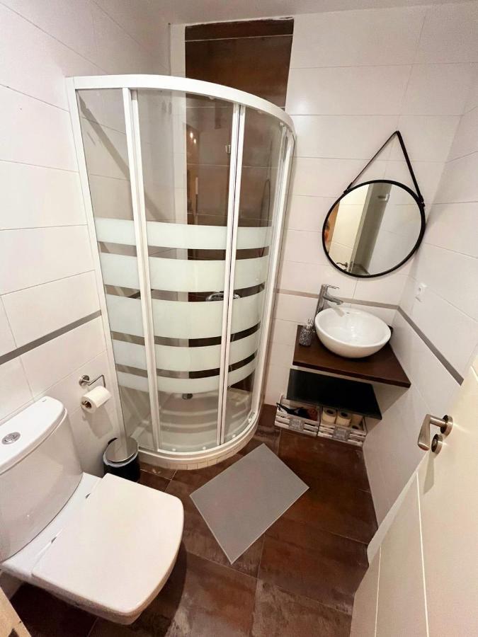 Marinac3 Precioso apartamento con patio en el centro histórico de Málaga Exterior foto